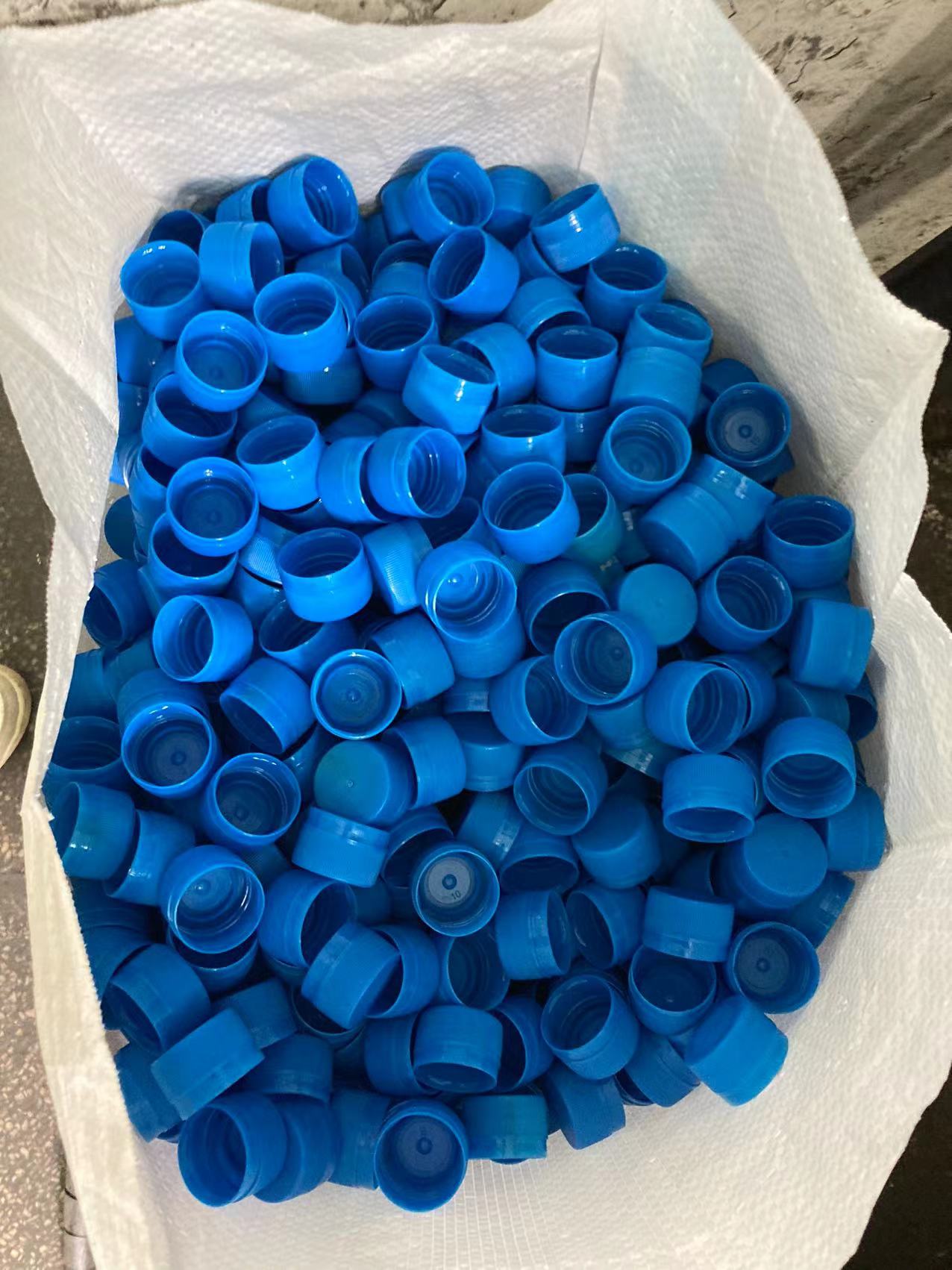 Mould Plastic Water Bottle Caps Mould Injection Molding Machine