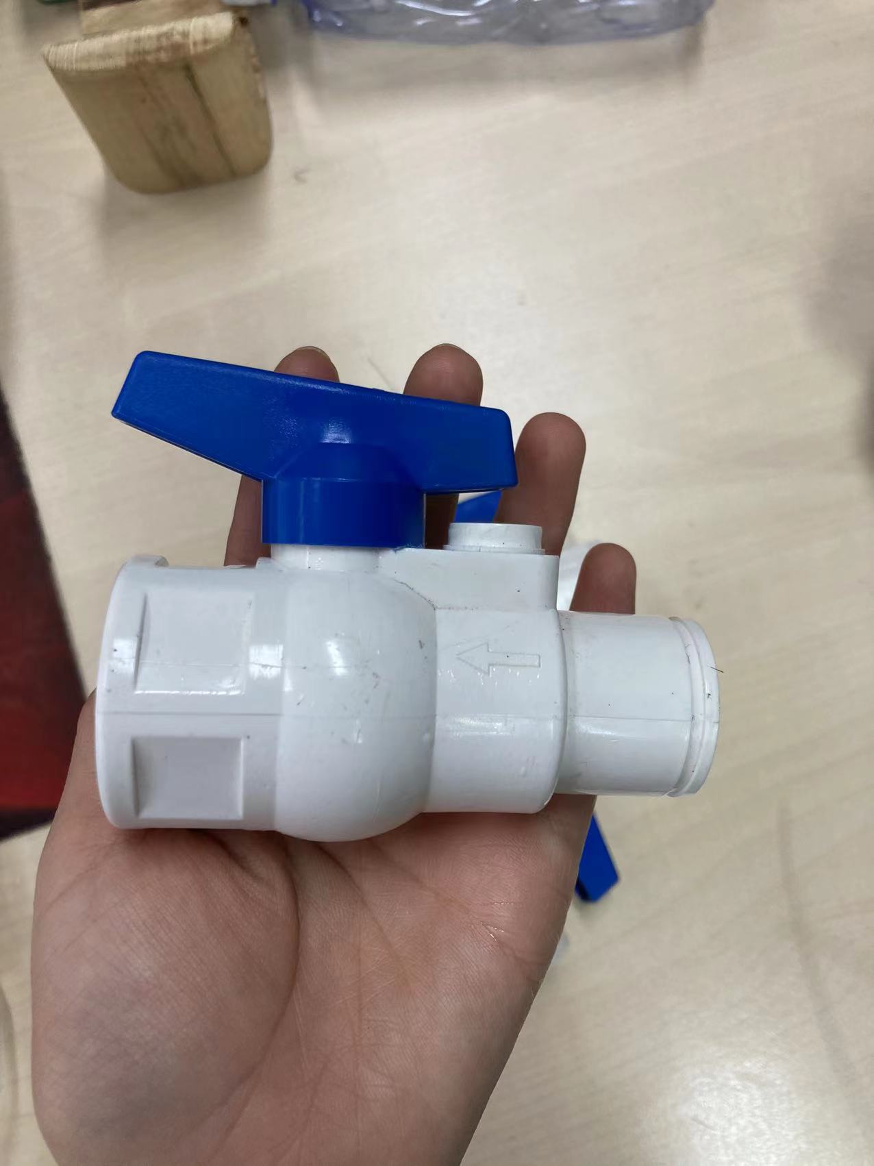 Mga Presyo ng PVC Ball Valves na Gumagawa ng Machine Injection Molding Molding 