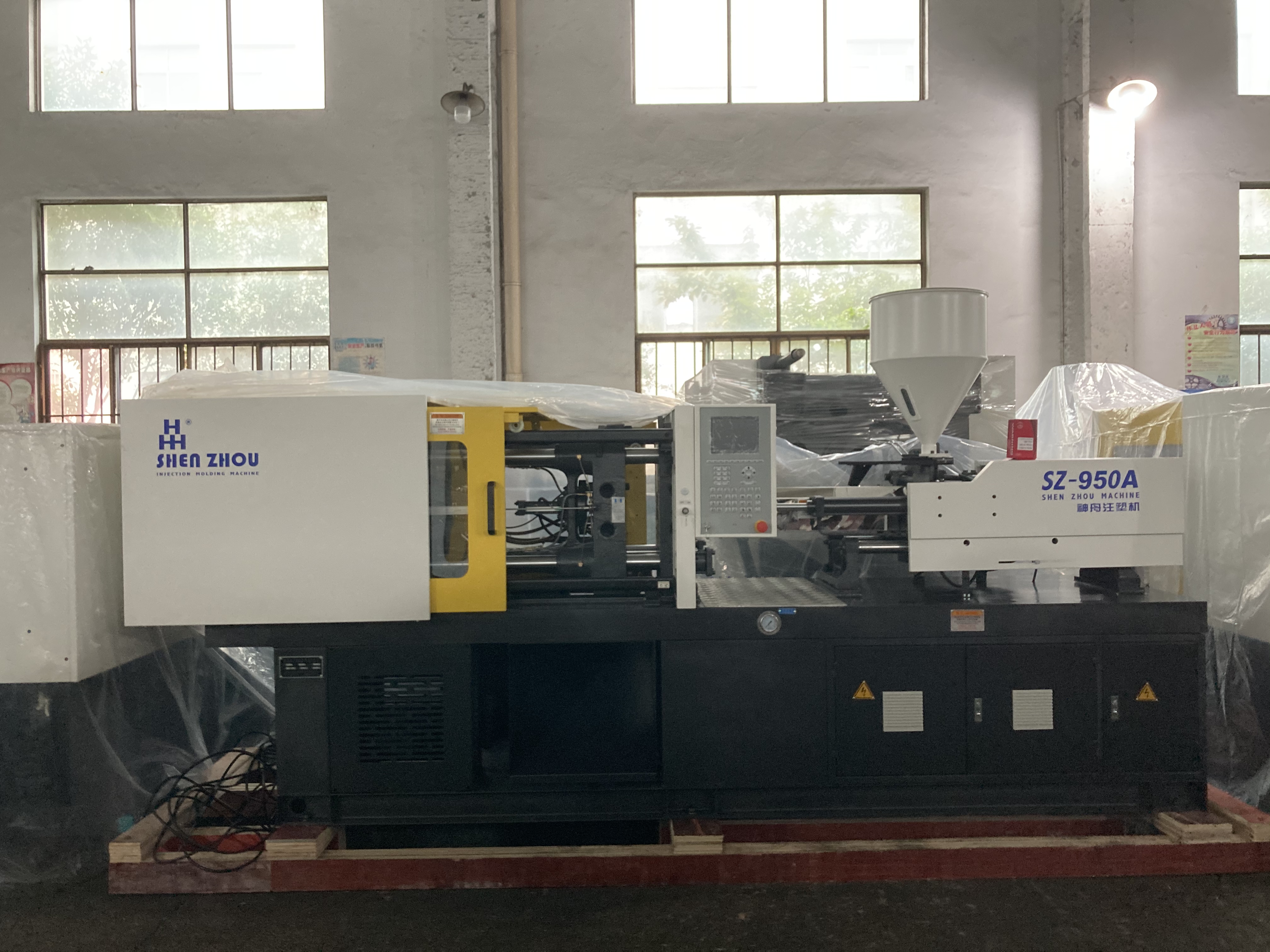 Factory High Speed ​​Plastic Spoon Injection Molding Machine