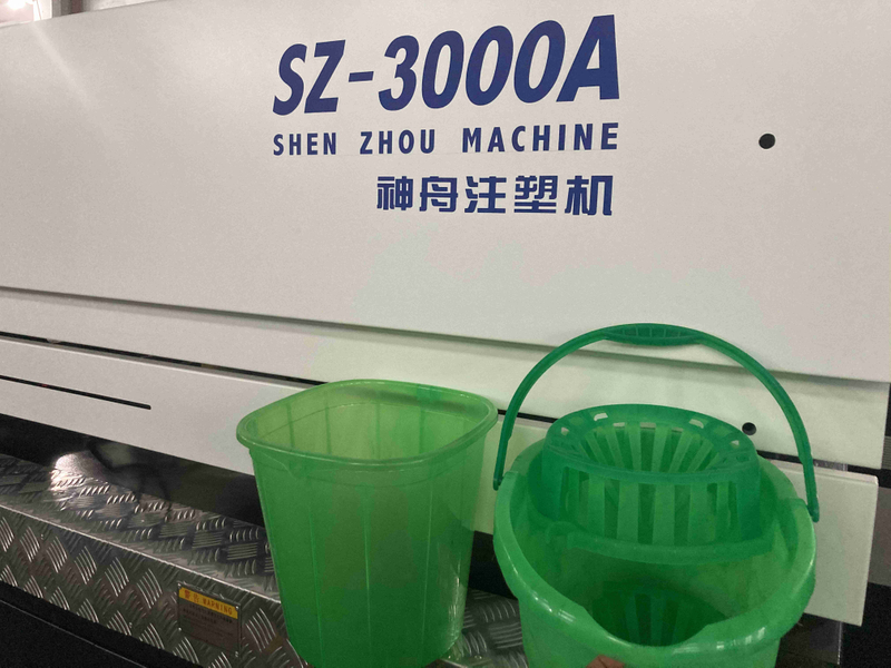 Plastic Mop Bucket At Wringer na May Handle Injection Molding Machine