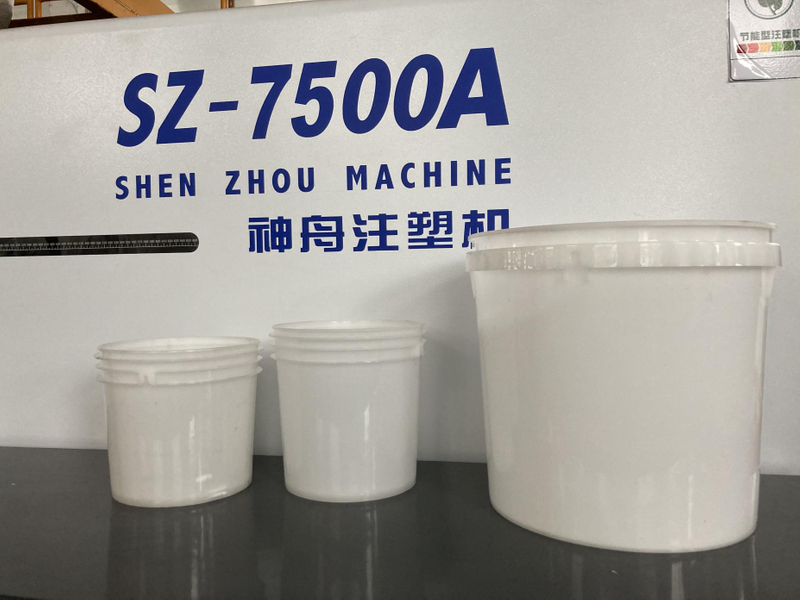 Plastic Small Water Bucket Injection Making Molding Machine